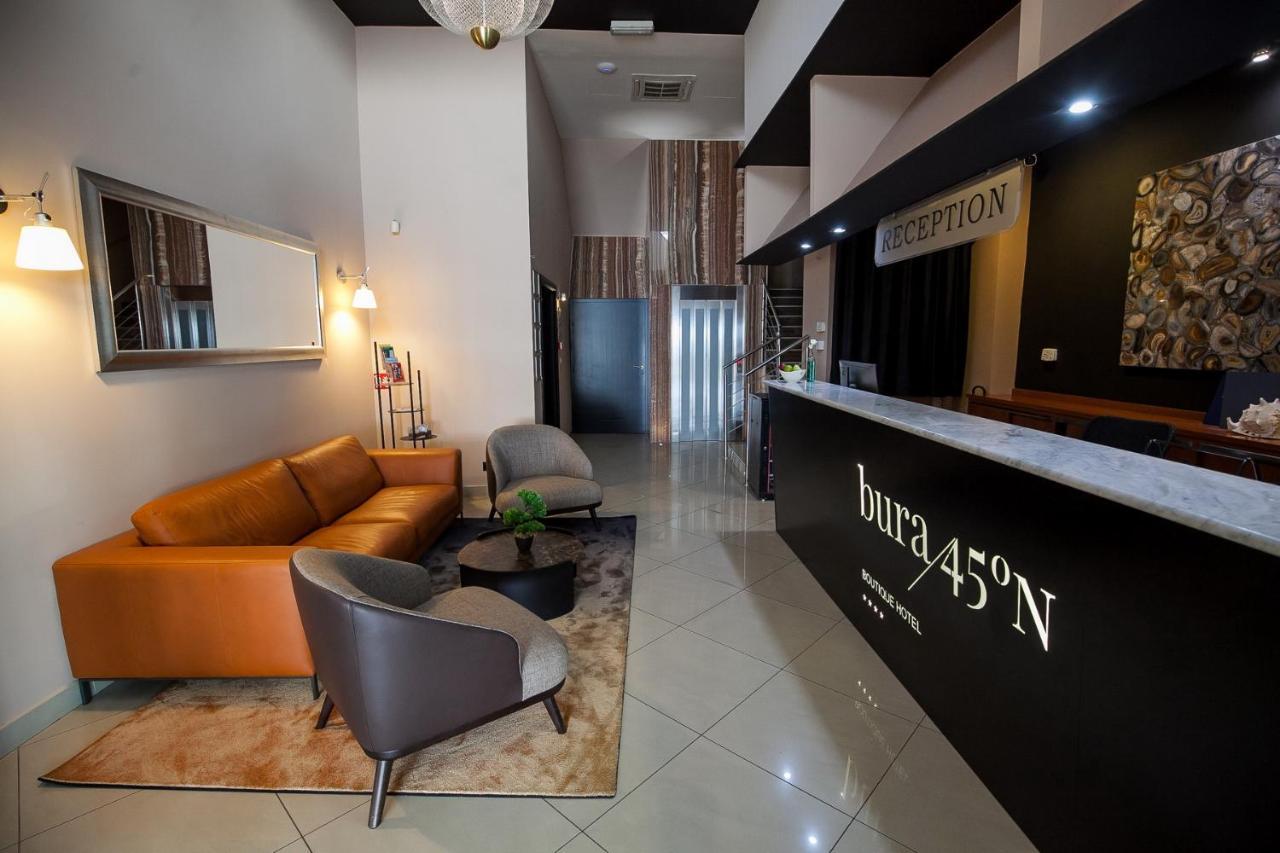 Boutique Hotel Bura 45N Сень Экстерьер фото