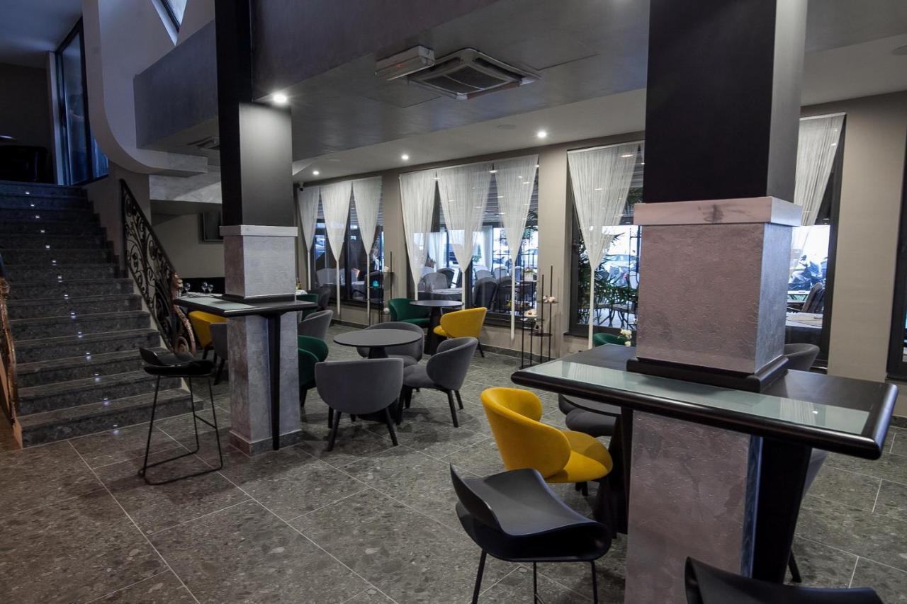Boutique Hotel Bura 45N Сень Экстерьер фото