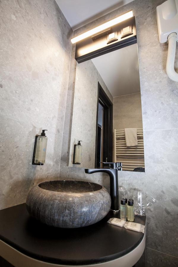 Boutique Hotel Bura 45N Сень Экстерьер фото