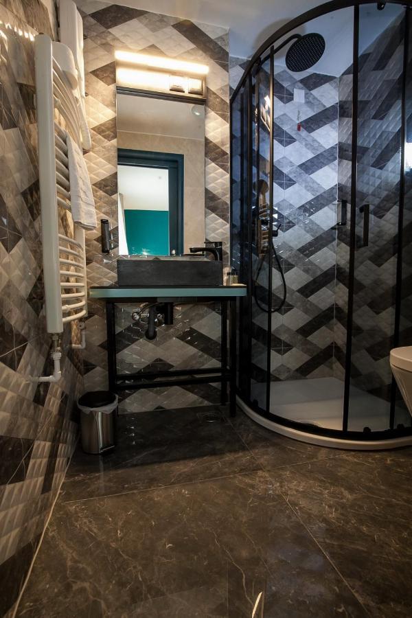 Boutique Hotel Bura 45N Сень Экстерьер фото